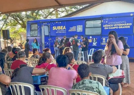 Consult&oacute;rio m&oacute;vel atende pets na Vila Nasser at&eacute; sexta
