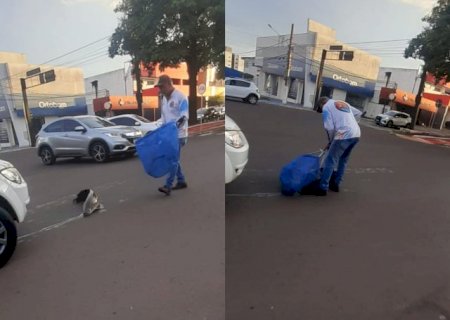 &Agrave;s v&eacute;speras da Sexta-feira Santa, pintado cai em avenida e &ldquo;para o tr&acirc;nsito&rdquo;