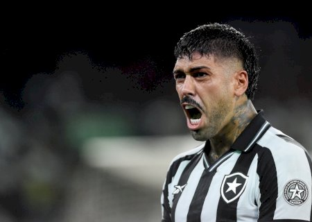 Palmeiras estuda a contratação de Alexander Barboza, do Botafogo