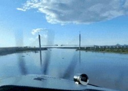 Avi&atilde;o passa por baixo de ponte na Rota Bioce&acirc;nica e exp&otilde;e 78 trabalhadores