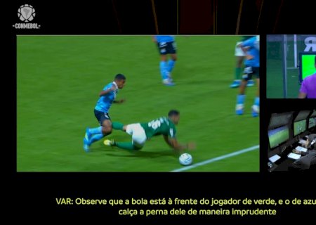 Conmebol divulga áudio do VAR em pênalti para o Palmeiras: "Toca de maneira imprudente"