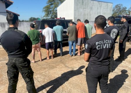 Opera&ccedil;&atilde;o prende 10 por furtos milion&aacute;rios em fazendas e empresas de celulose