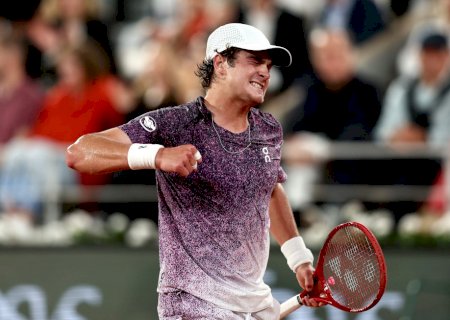 Fonseca brilha outra vez, bate Ruud e vai às quartas de Roland Garros sob aplausos de Guga