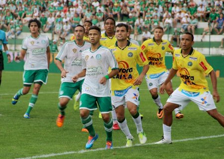 Líder x lanterna: Palmeiras leva vantagem em histórico contra a Chapecoense