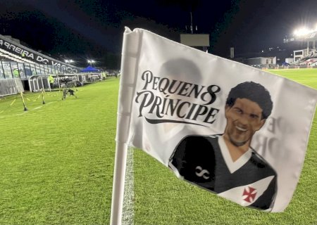Vasco faz homenagens a Geovani em jogo contra o Bragantino