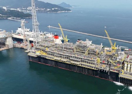 Petrobras inicia P-79 e reforça produção de petróleo e gás no país
