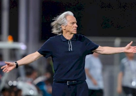 Jorge Jesus avisa ao Al-Nassr que não vai renovar contrato e irá embora ao final da temporada