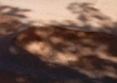 Motorista de aplicativo cai em buraco e sofre acidente em Campo Grande
