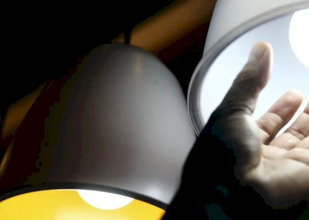 Aneel aprova R$ 5,5 bi para reduzir conta de luz em 22 distribuidoras