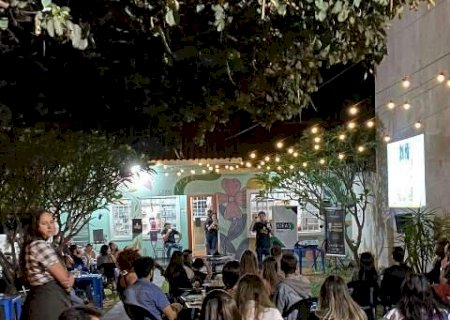 Festival leva debates sobre IA, morcegos e sa&uacute;de para bares