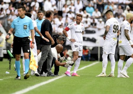 Médico do Santos diz que Neymar tem pequena lesão na panturrilha: "Planejamento é entregá-lo apto"
