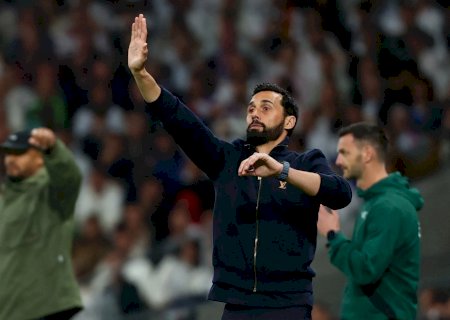 Meia do Real Madrid detona Arbeloa e revela ruptura com treinador: “Pedi para não ter contato comigo'