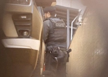 Defesa tenta barrar carta e reduzir acusa&ccedil;&atilde;o em j&uacute;ri de assassino de m&atilde;e e filha