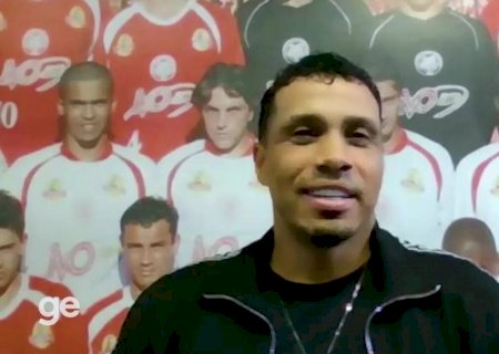 A história do ex-Flamengo que recusou festas de Ronaldinho e foi suspenso por passaporte falso