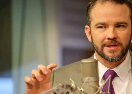 Produtividade permite reduzir jornada sem cortar salário, diz Durigan