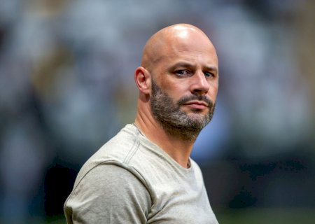 Franclim Carvalho valoriza ponto do Botafogo e assume primeiro tempo ruim: "Minha responsabilidade"