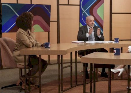 Lula diz que monitora preço dos combustíveis todos os dias