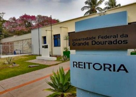 UFGD abre sele&ccedil;&atilde;o para professores substitutos com sal&aacute;rios de at&eacute; R$ 8,3 mil