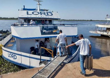 Barcos em Corumb&aacute; ter&atilde;o abastecimento sob novas regras da Receita