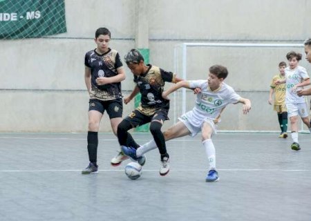 Goleadas marcam semifinais da Copa Pelezinho Estadual de Futsal