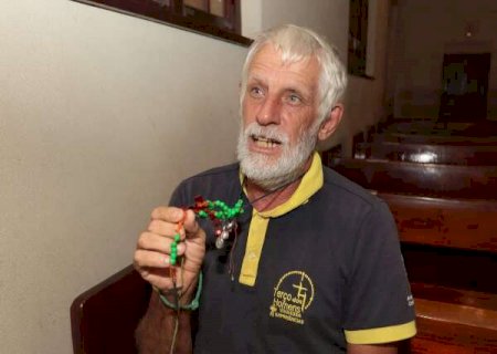 Fi&eacute;is trocam Copa por missa na Perp&eacute;tuo Socorro: "Deus primeiro, depois o jogo"