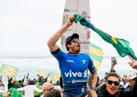 Recorde de premiação para Yago Dora em Saquarema: título rende R$ 420 mil e um carro de R$ 350 mil