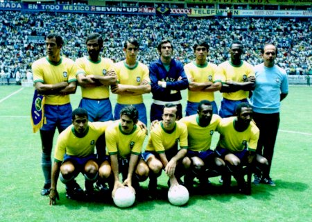 Camisa do Brasil de 1970 é eleita entre as 10 mais icônicas da Copa; veja lista