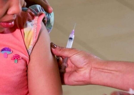 Campo Grande recebe 2,3 mil doses da pneumo 20 e come&ccedil;a a aplicar imunizante
