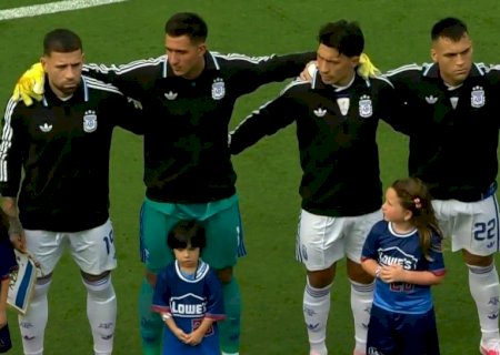 Organização troca hino da Argentina por cumbia famosa e comete gafe em amistoso