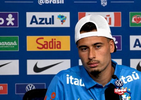 Martinelli diz que prefere jogar na esquerda e compara: "Premier League é mais intensa que a Copa"