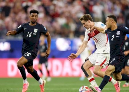 Vit&oacute;ria sobre os EUA n&atilde;o evita elimina&ccedil;&atilde;o da Turquia na Copa