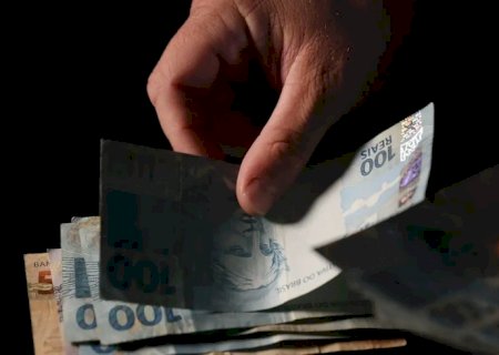 Brasileiros sacaram em abril R$ 482,8 milhões esquecidos em bancos