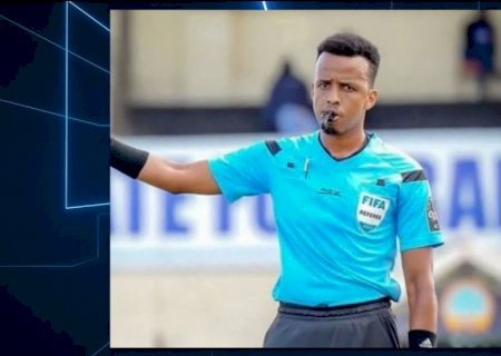 Árbitro barrado por imigração dos EUA se pronuncia após ficar fora da Copa: "Estou de bom humor"