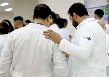 Rec&eacute;m-formados em Medicina s&oacute; ter&atilde;o CRM se passarem no Enamed
