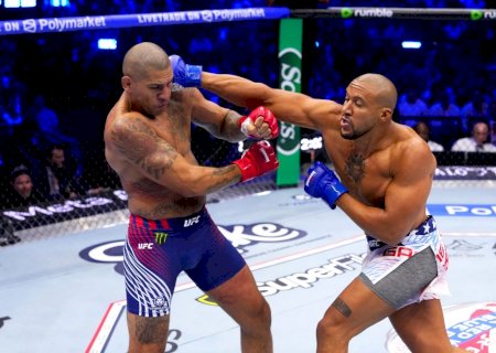 UFC Casa Branca: Ciryl Gane nocauteia Poatan e conquista cinturão dos pesados
