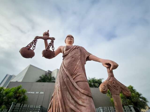 Tribunal de Justi&ccedil;a e MP ganham aval para excluir penduricalhos do limite fiscal