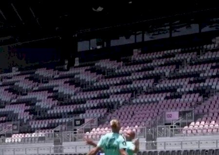 Carrasco do Brasil, Haaland comemora gols ao estilo Ronaldinho em treino; assista