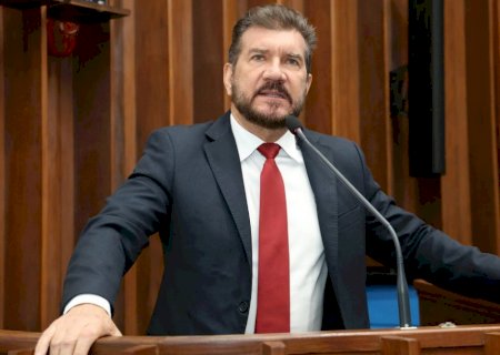 Saúde mental dos educadores: Pedro Kemp cobra ações imediatas do Governo contra o excesso de fiscalização na rede de ensino
