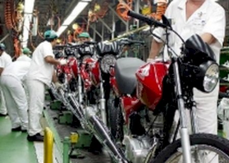Confiança da indústria cai ao menor nível desde a pandemia