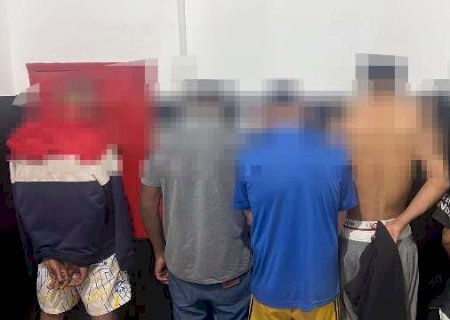 Homem &eacute; resgatado ap&oacute;s 12 horas sendo torturado em "tribunal do crime"