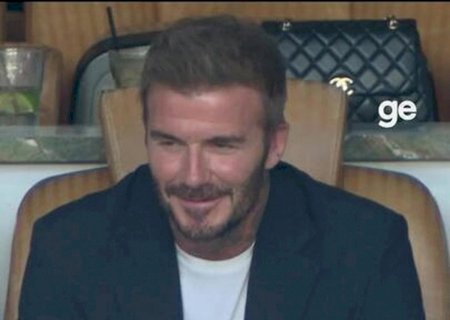 Beckham visita treino da Inglaterra, conversa com Kane e dá apoio antes de decisão na Copa