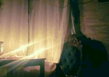 H&aacute; 8 dias &agrave; luz de velas, fam&iacute;lia perde medicamentos