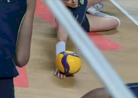 Rosamaria faz defesa incrível no tie-break de Brasil x Itália, e fãs vibram na web; veja lance