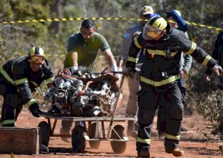 Cenipa chega a Campo Grande e inicia investiga&ccedil;&atilde;o sobre queda de avi&atilde;o
