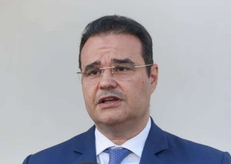 F&aacute;bio Trad prop&otilde;e revis&atilde;o de incentivos fiscais em plano de governo com 13 eixos