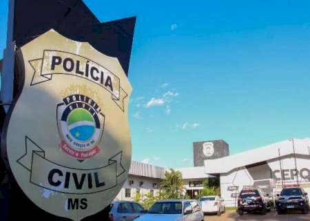 Pris&atilde;o por estupro tem cerco &agrave; PM e mulher atingida com bala de borracha