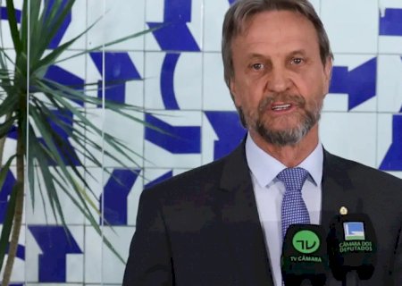 Líder do PT passa mal e Câmara suspende votações