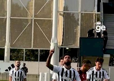 Zagueiro da Juventus leva carrinho de torcedor e vira dúvida para estreia no Italiano; veja a cena