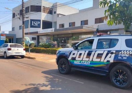 Pol&iacute;cia &eacute; chamada para despejar arrendat&aacute;rios de hospital particular