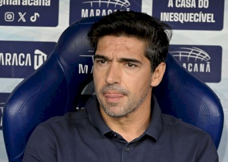 Abel reconhece momento ruim do Palmeiras e pede calma: "Parece que está em último!"